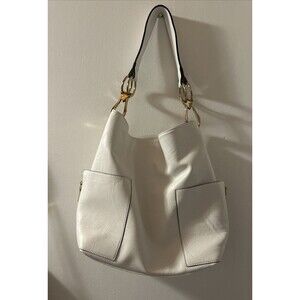 White Faux Leather Bucket Shoulder Bag. Very Soft. Has Crossbody Strap Unbranded